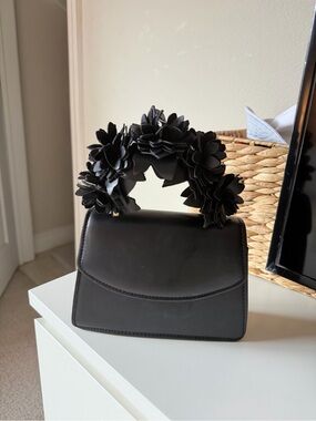 Zara Black Floral-Handle Bag